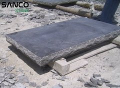 Bluestone Natural Split Edges Capstone