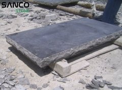 Bluestone Natural Split Edges Capstone